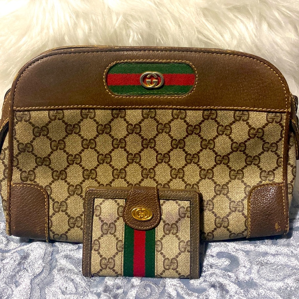 Gucci crossbody with matching wallet